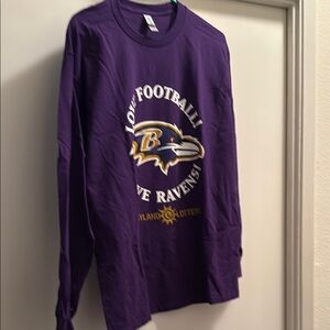 Men Raven tee shirt excellent condition